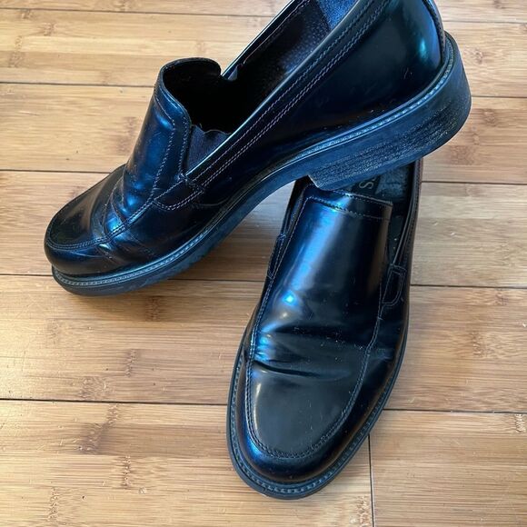 Bass Loafers - Picture 2 of 3